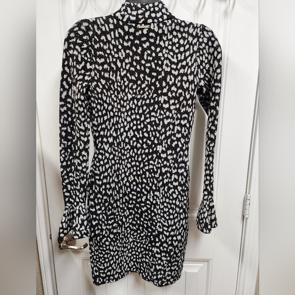 Michael Kors Metallic Cheetah Print Long Sleeve Bodycon Dress - Picture 2 of 4